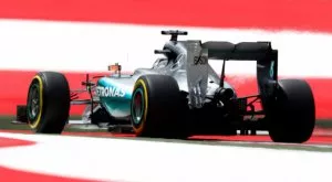 Хамилтън най-бърз на първата тренировка в Абу Даби