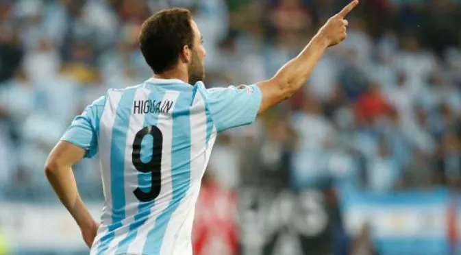 Аржентина финишира първа в групата си след нов успех
