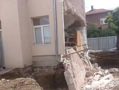 Срутилото се училище в Казанлък е било санирано преди 2 години