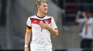 Бекенбауер съветва Швайни да отреже Юнайтед