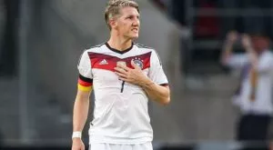 Швайни си тръгна огорчен и оплют от чужди и свои