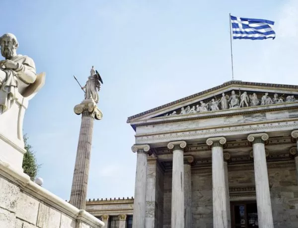 Гърция е заплашена от недостиг на стоки и от тероризъм