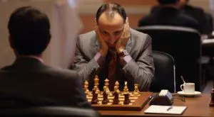 Веско Топалов започва със световния шампион в Сейнт Луис