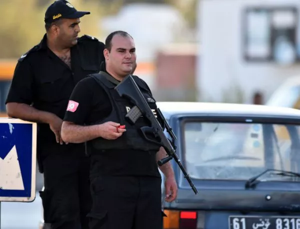 ИД пое отговорност и за атаката в Тунис