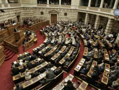 Гръцкият парламент разреши разследване срещу политиците, замесени в аферата с 