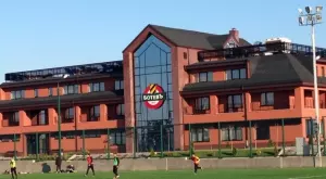 Информация на SportLive.bg! Изненадваща чистка сред служителите в Ботев Пловдив – уволниха Стълба, той веднага си намери работа       