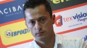 Изненада на "Армията" - уж отказал се от тима халф говори с Янев 