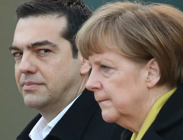 Меркел иска "точни предложения" от Гърция с "отворена врата" за преговори