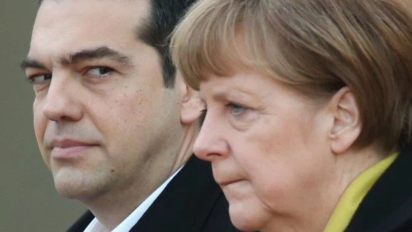 Меркел иска "точни предложения" от Гърция с "отворена врата" за преговори
