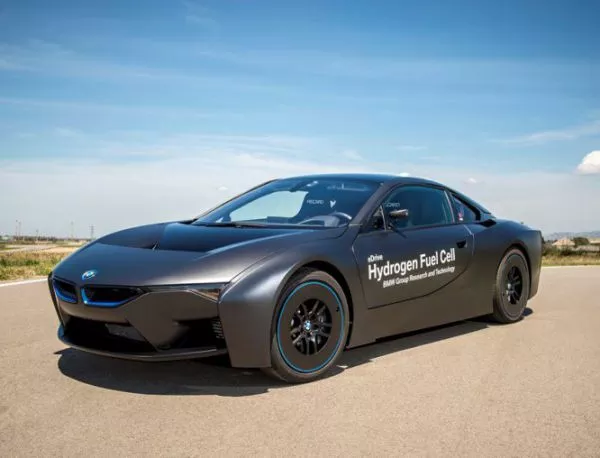 BMW показа два водородни автомобила
