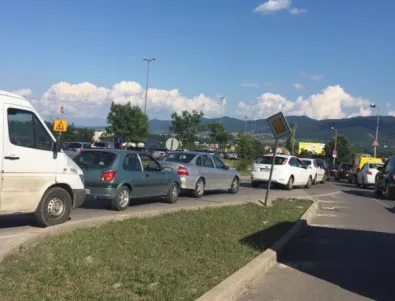 КАТ се готви да спира и коли в движение, които замърсяват прекалено, но само в София