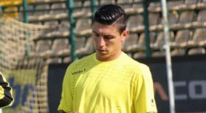 {{ otherArticle[0].article.title }}