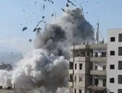 Сирийските сили са използвали над 2000 варелни бомби от юли насам