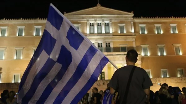 Гръцката църква вече е против протестите срещу Македония