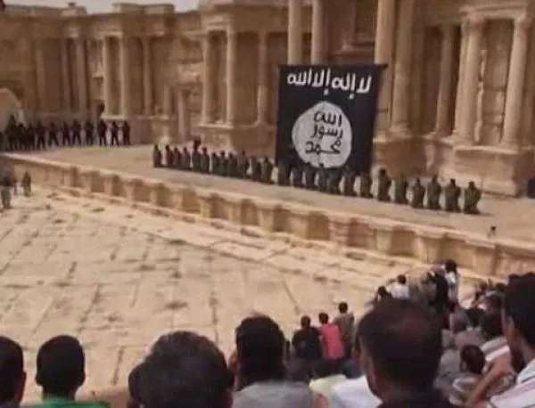 Експерт: Антитерористичната коалиция не иска да се бори с "Ислямска държава"