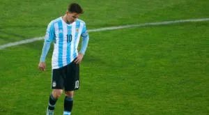 Фенове на Чили нападнаха семейството на Меси по време на финала