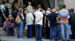 Безработните в Гърция са над милион 