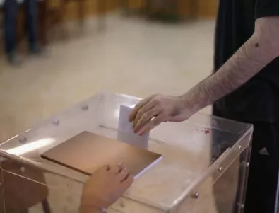 Две декларации ще попълват в деня на изборите гласуващите в чужбина българи