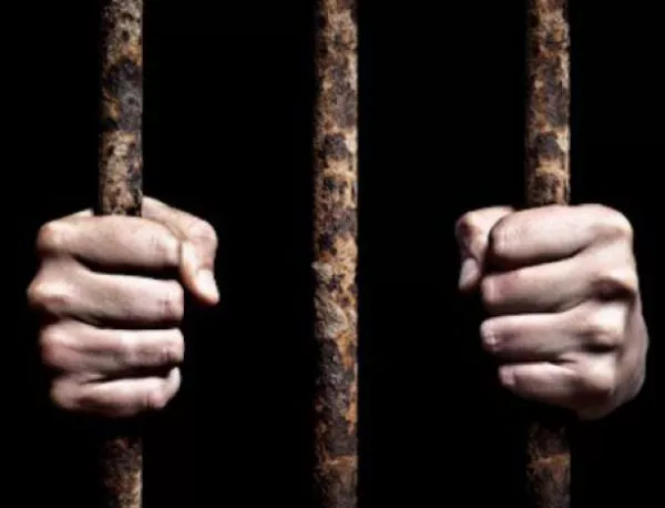 13 брутални затворнически истории