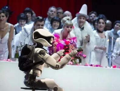 Робот стана солист на операта в Берлин (Видео)