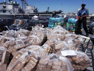 Задържаха над 1 тон кокаин във военна база в Еквадор