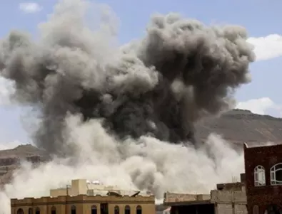 Саудитска Арабия продължава военната си операция в Йемен с въздушни удари