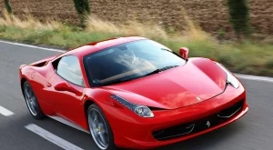 Облагат луксозните коли в Китай с допълнителен 10-процентов данък