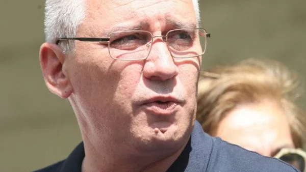 Шефът на полицейските синдикати намекна, че клипът с битото момиче е пуснат нарочно
