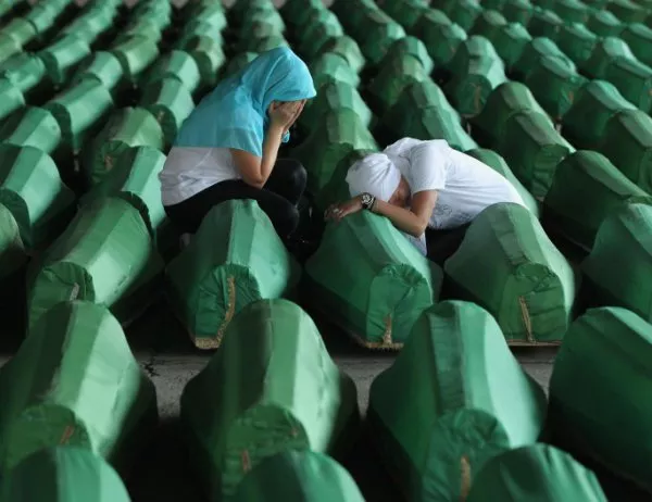 Съветът на Европа иска Сърбия бързо да признае клането в Сребреница за геноцид
