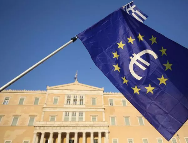 Еврогрупата може да не отпусне планирания транш от помощта за Гърция