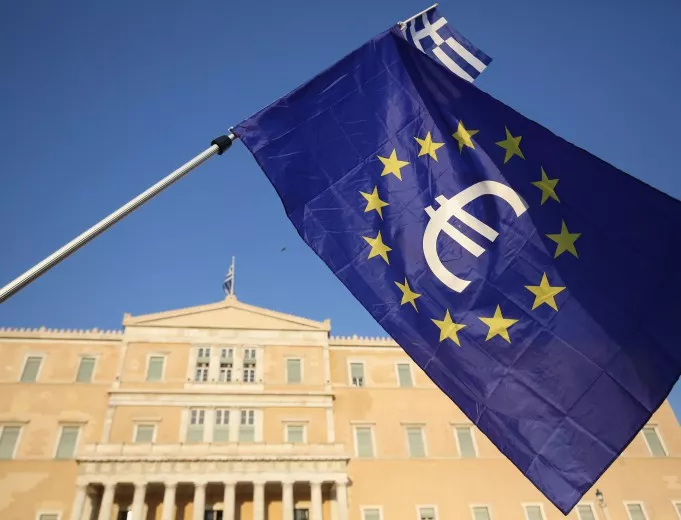 Гръцки съд отхвърли решение магазините да работят в неделя