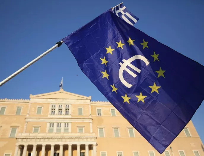 Гуверньорът на гръцката централна банка с призив към правителството и международните кредитори