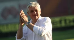 {{ otherArticle[0].article.title }}