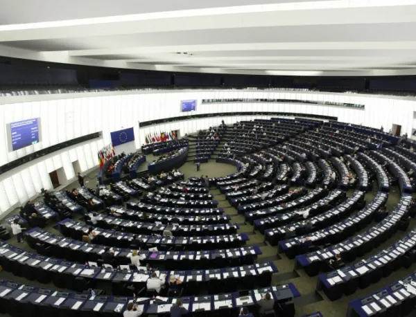 Европейският парламент не е доволен от сделката за бежанците с Турция