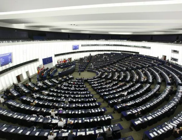 ЕП: Отношенията ЕС-Турция и преговорите за членство трябва да се преразгледат