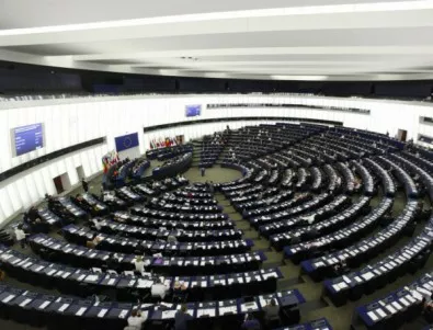 Евродепутатите гласуват ново отлагане на спорния пакет 