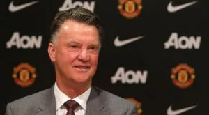 Ван Гаал отрече, че Юнайтед чака нападател