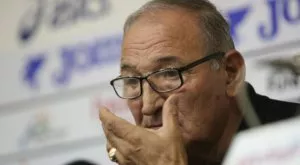 Очаквах да бием, но така е във футбола, разсъждава Пената