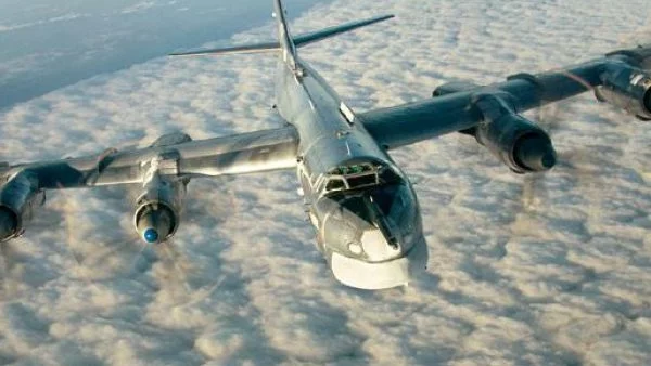Мащабна проверка спря от полети важна част от руската бойна авиация
