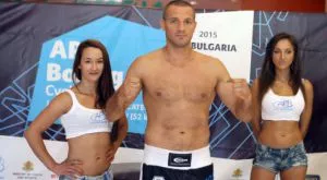 Мачът за квотата в профибокса завърши с кръв и без победител 