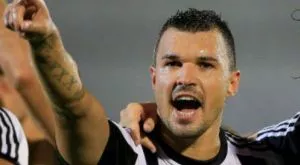 Гей вкара Божинов в леглото си, футболистът ще съди Биг Брадър