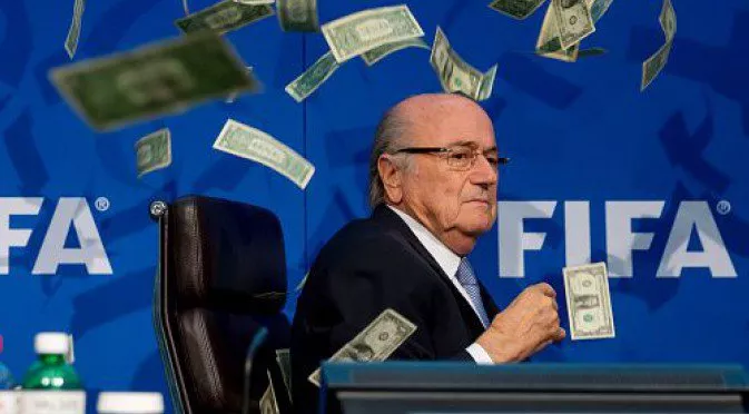 Скандално - разкриха сумата, която Блатер е откраднал от ФИФА