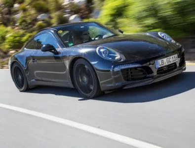 Porsche показа фейслифта на 911