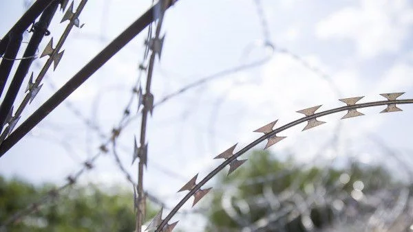 Унгария намали броя на влезлите в страната бежанци на 376