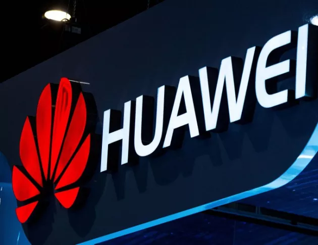 През октомври ще се появят първите смартфони на Huawei с новата OS