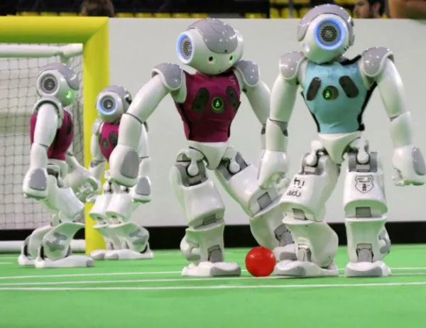 В Казанлък обучат безплатно деца по роботика