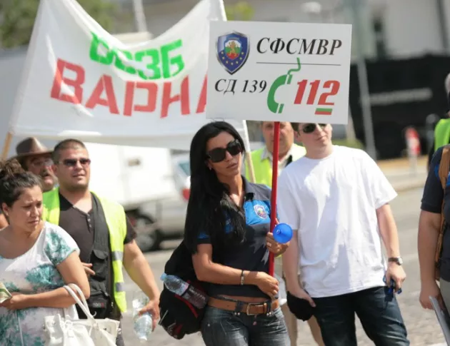 Служители от МВР Варна организират пореден протест
