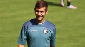 {{ otherArticle[0].article.title }}