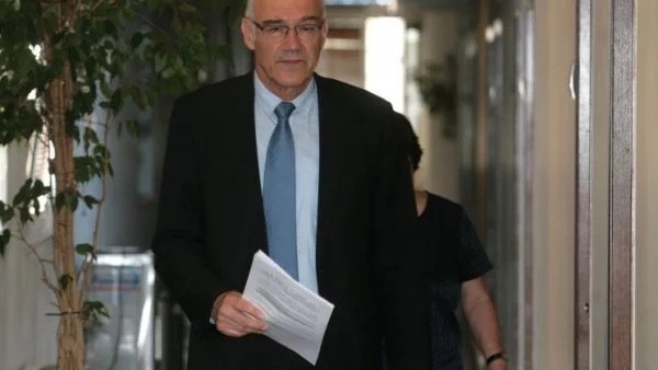 Цената на тока за бита ще падне с 0,11%