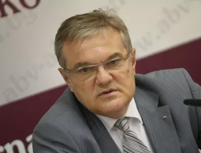 Румен Петков посочи защо прокуратурата не вижда проблем с Цветанов